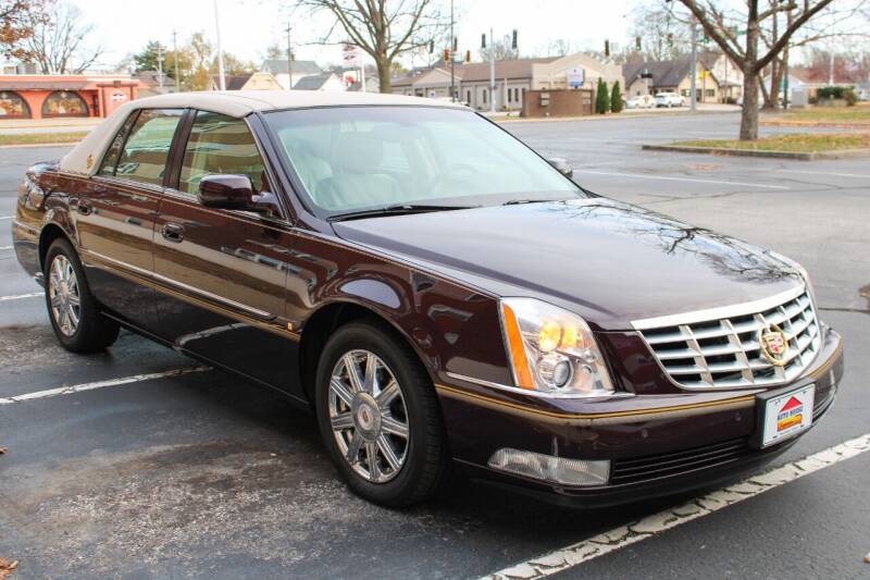 2008 Cadillac DTS for sale at Auto House Superstore in Terre Haute IN