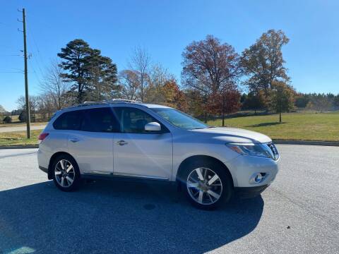 2014 Nissan Pathfinder for sale at GTO United Auto Sales LLC in Lawrenceville GA