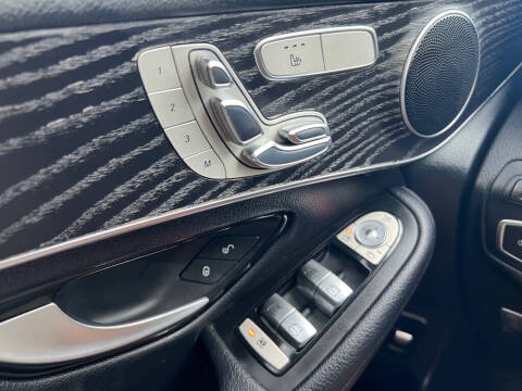 2018 Mercedes-Benz GLC GLC 300