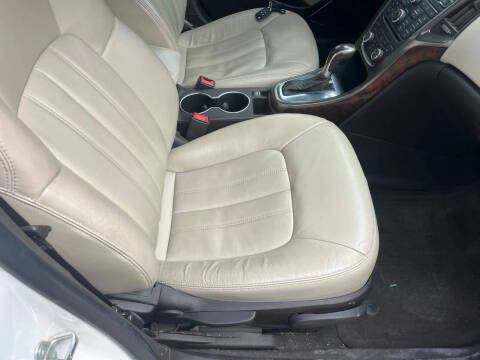 2013 Buick Verano Leather Group
