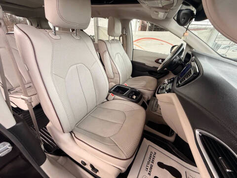 2017 Chrysler Pacifica Limited