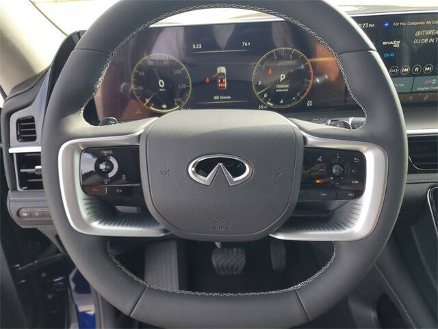 2025 Infiniti QX80 Pure