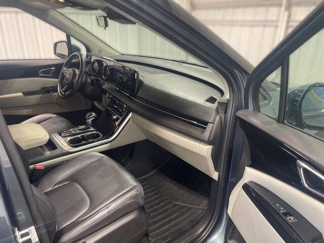 2022 Kia Carnival EX