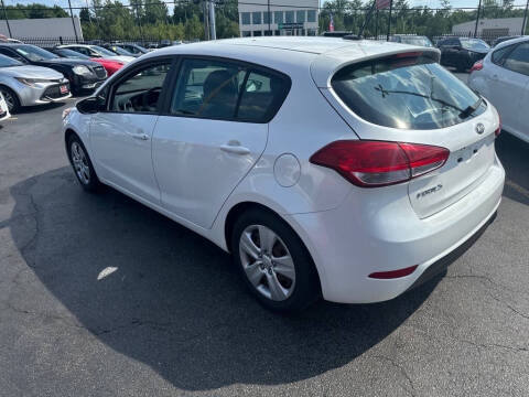 2016 Kia Forte5 LX