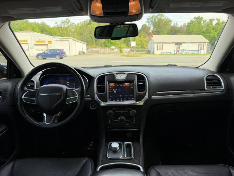 2018 Chrysler 300 Limited