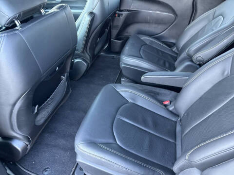 2020 Chrysler Pacifica Hybrid