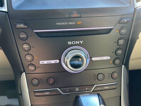 2017 Ford Edge Titanium