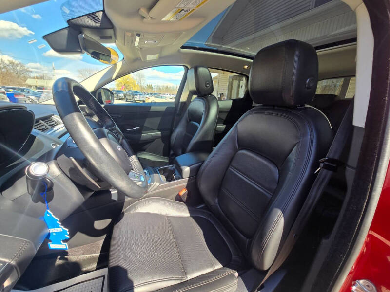 2019 Jaguar E-PACE P250 SE