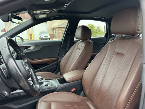 2017 Audi A4 2.0T quattro Premium