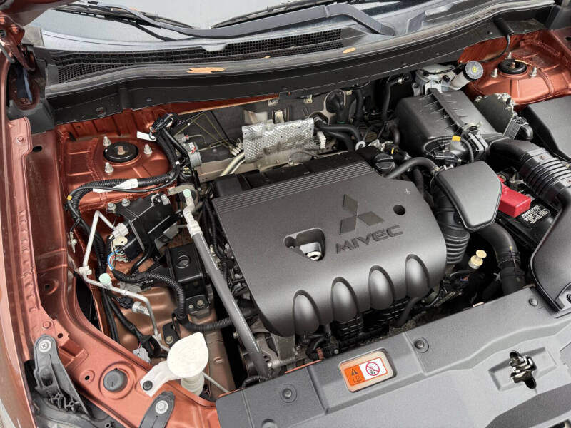 2014 Mitsubishi Outlander SE