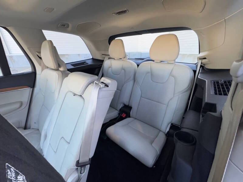 2018 Volvo XC90 T6 Inscription