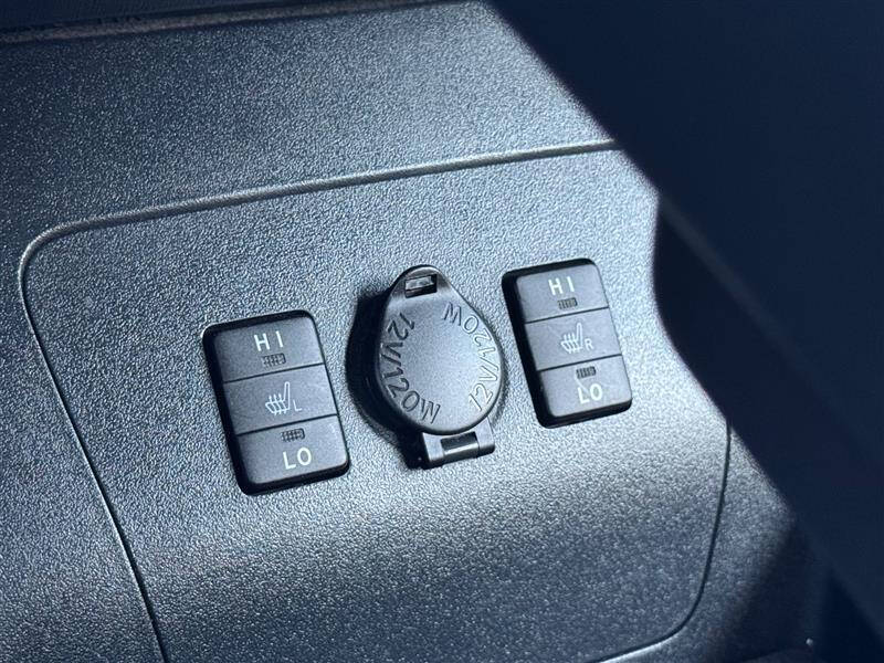 2013 Toyota Prius Plug-in Hybrid