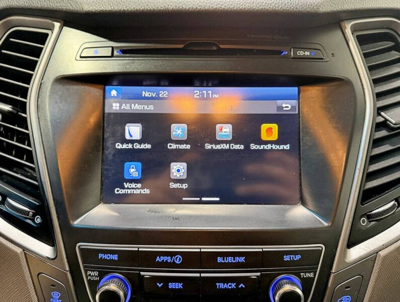 2017 Hyundai Santa Fe SE