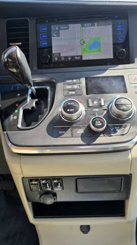 2017 Toyota Sienna