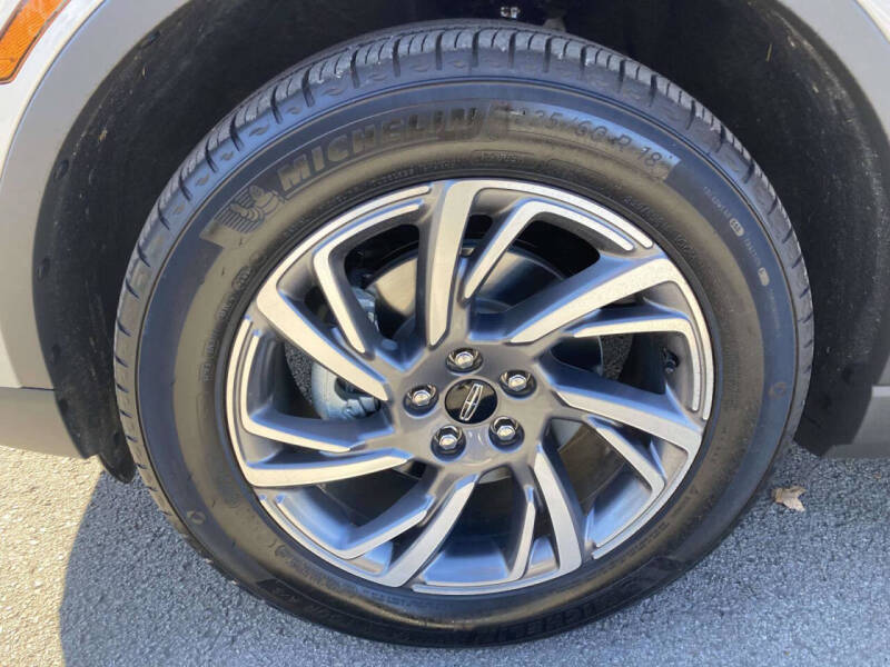 2023 Lincoln Corsair Standard