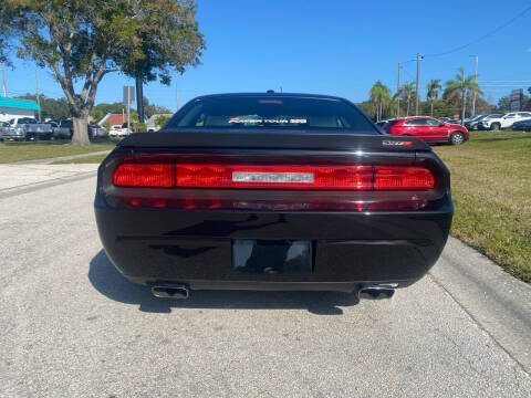 2009 Dodge Challenger SRT8