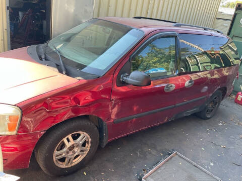 2004 Ford Freestar SE
