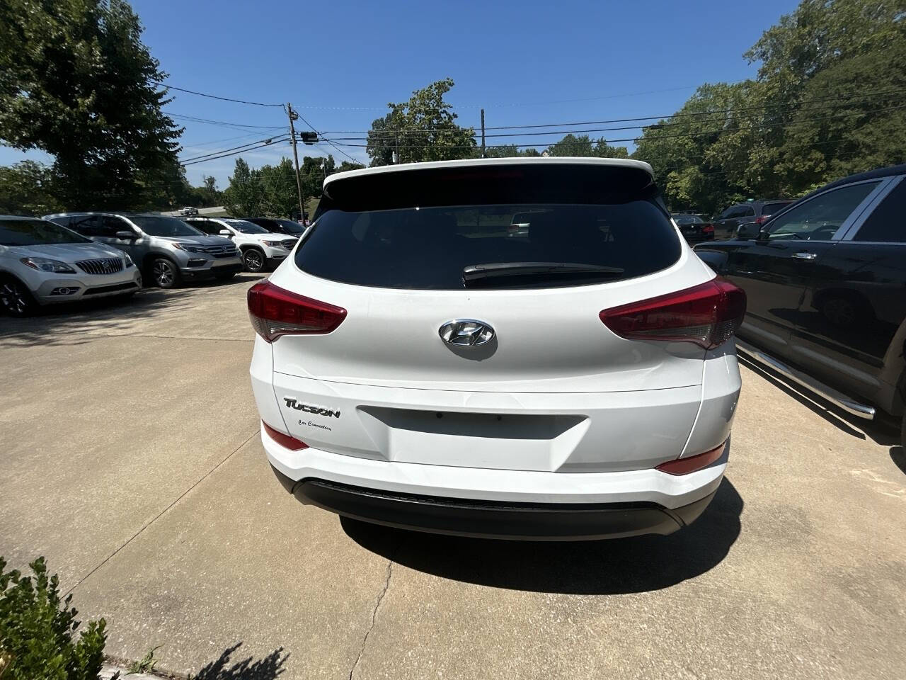 2018 Hyundai TUCSON for sale at Car Connection in Harrison, AR