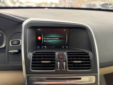 2015 Volvo XC60 T5 Premier