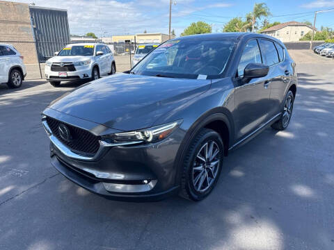 2017 Mazda CX-5 Grand Select