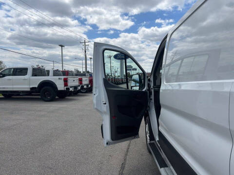 2025 Ford Transit