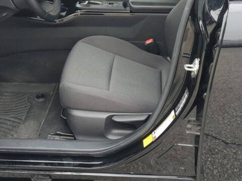 2023 Toyota Prius LE