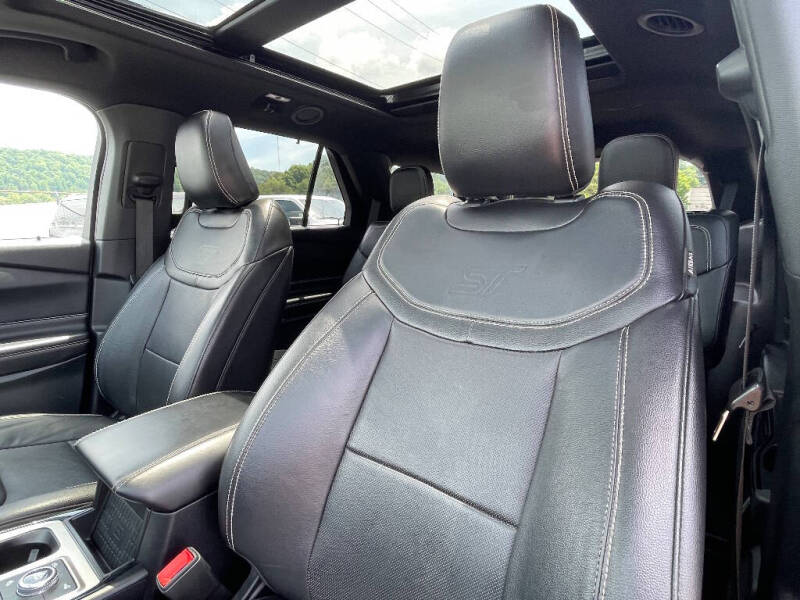 2021 Ford Explorer ST