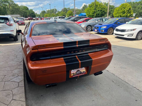2011 Dodge Challenger SRT8 392