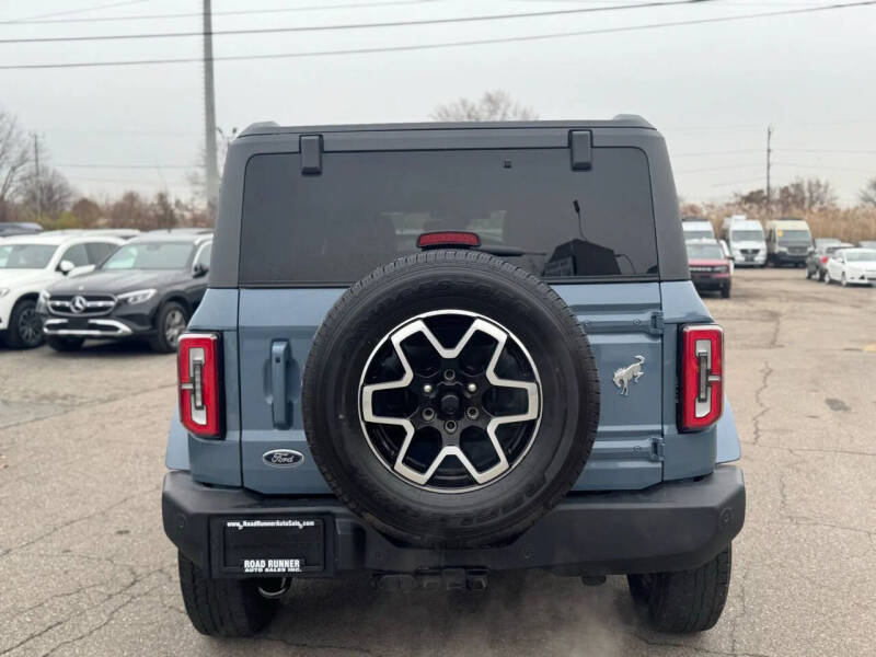 2025 Ford Bronco Outer Banks