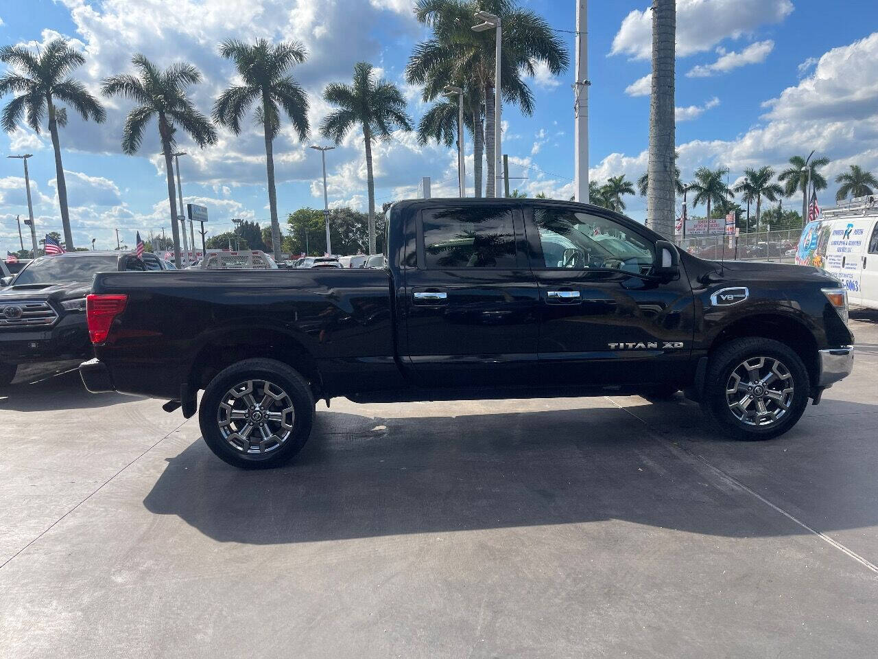 2017 NISSAN Titan Pickup - $24,900