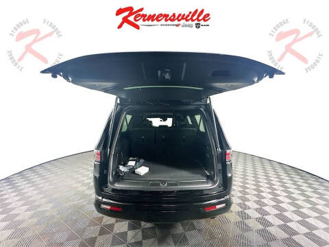 2025 Jeep Wagoneer L Series III