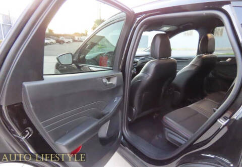 2025 Ford Escape ST-Line