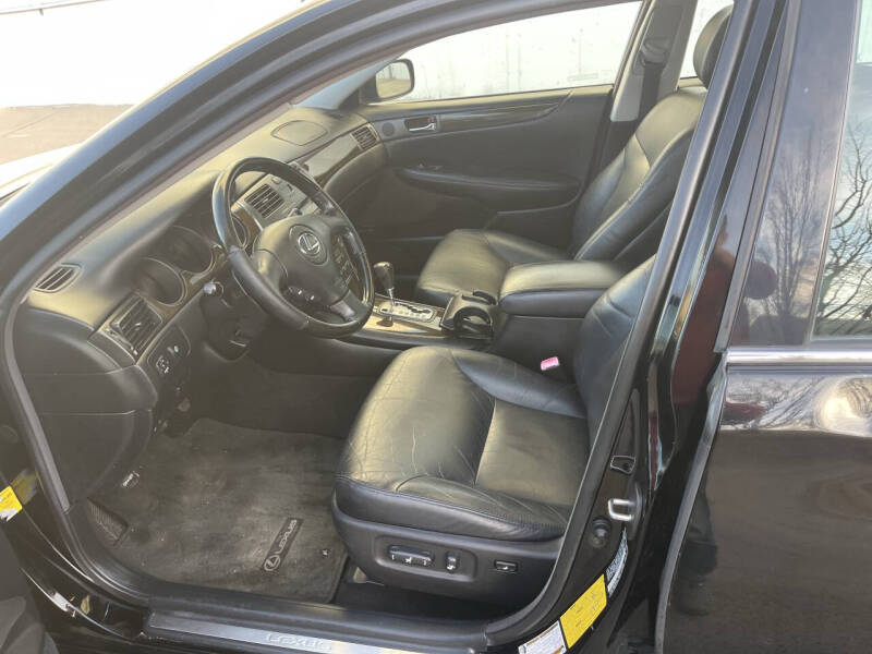 2004 Lexus ES 330