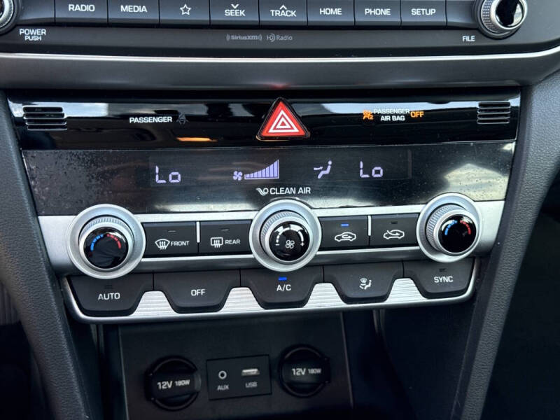 2020 Hyundai Elantra