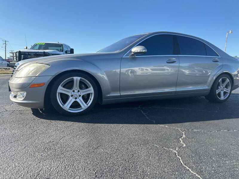 2007 Mercedes-Benz S-Class for sale at AJOULY AUTO SALES in Moore OK