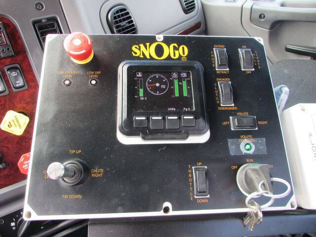 2018 Freightliner 114 SD