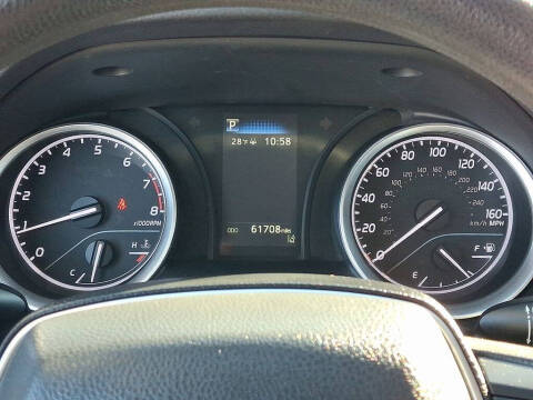 2022 Toyota Camry LE