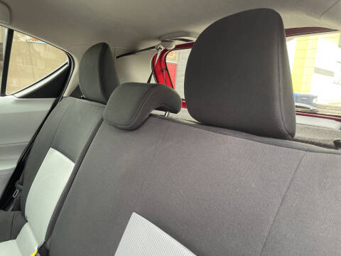 2013 Toyota Prius c One