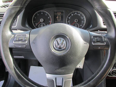2012 Volkswagen Passat SEL PZEV