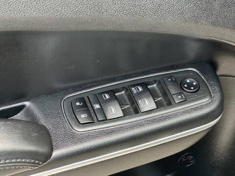 2018 Chrysler 300