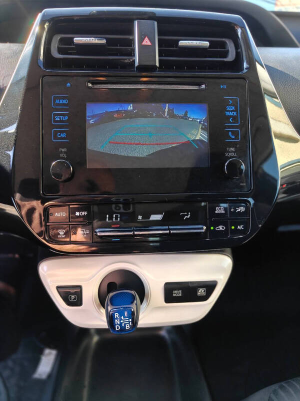 2018 Toyota Prius Two
