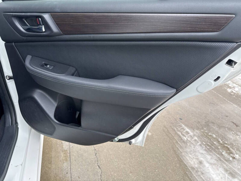 2017 Subaru Legacy 2.5i Limited