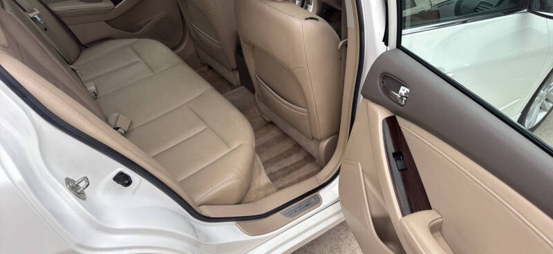 2011 Nissan Altima 3.5 SR