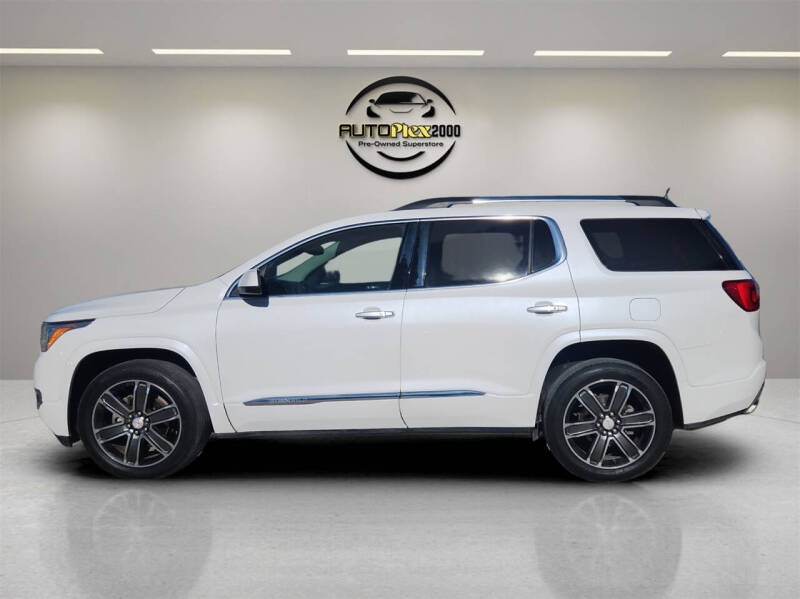 2017 GMC Acadia Denali