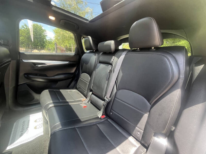 2020 Infiniti QX50 Essential
