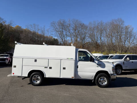 2016 Ford E-Series E-350 SD
