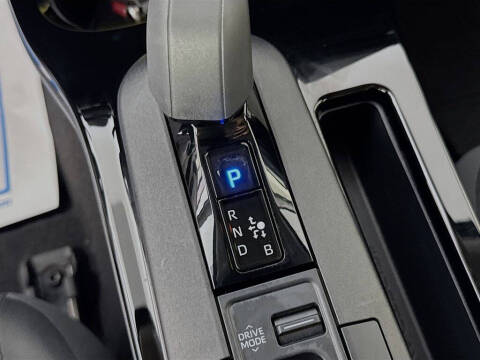 2025 Toyota Prius LE