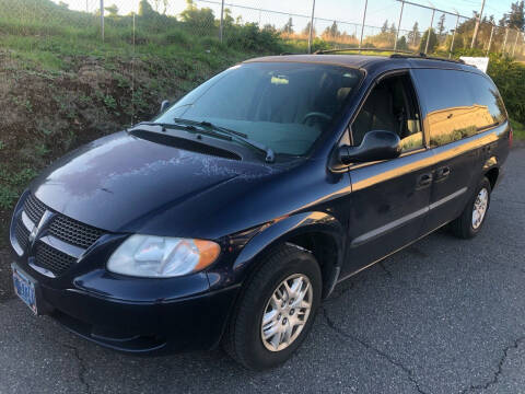 2004 Dodge Grand Caravan for sale at Blue Line Auto Group in Portland OR