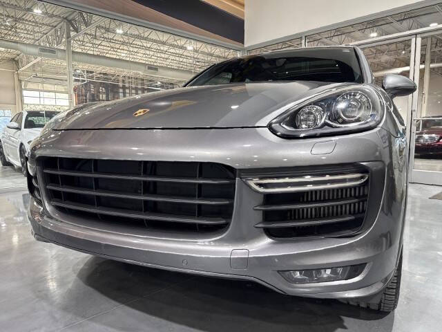 2017 Porsche Cayenne GTS