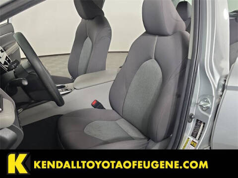 2021 Toyota Camry Hybrid LE